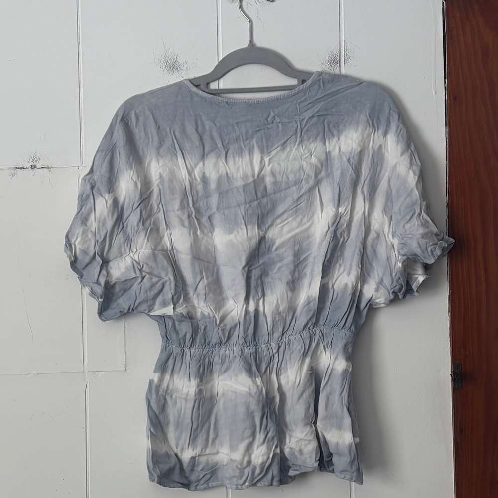 SHE SKY Tie Dye V Neck Dolman Sleeve Smocked Waist Blouse Top Womens Size S - Picture 4 of 4